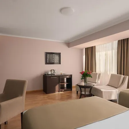 Ani Plaza Hotel-2